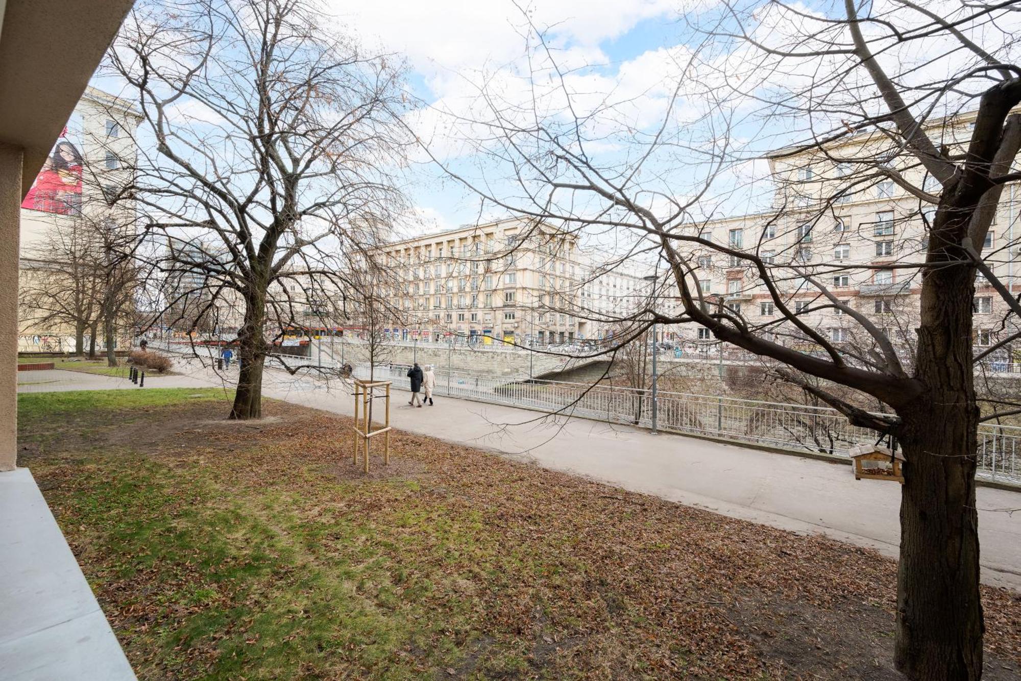 Apartament Plac Zbawiciela Modern Warszawa